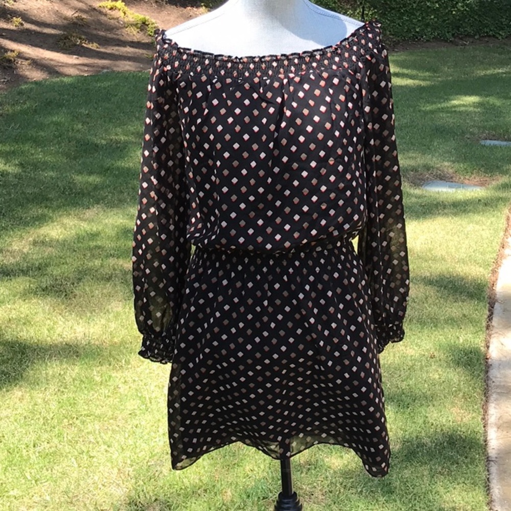 Dress - Picture 3 of 5